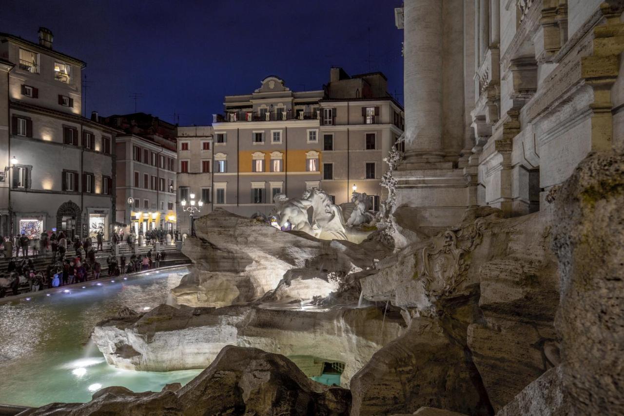 Trevi Ab Aeterno - Amazing View Of The Trevi Fountain Apartment Рим Екстериор снимка